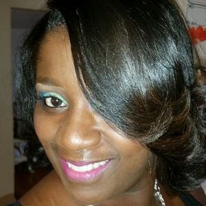 Meet your Posher, Jocelyn